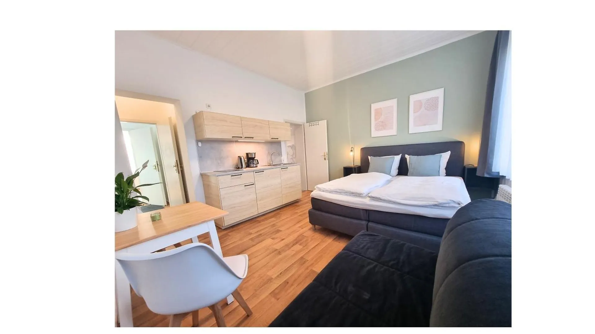 Good Stay Aparthotel Mit Kostenlosen Parkplaetzen Dresden 0*,  Germany