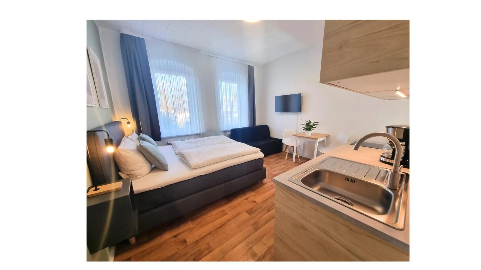 Good Stay Aparthotel Mit Kostenlosen Parkplaetzen Dresden Germany