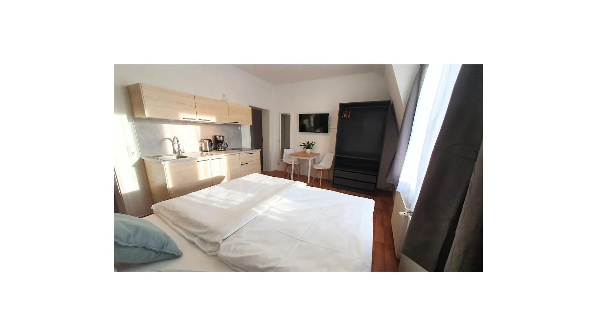 Good Stay Aparthotel Mit Kostenlosen Parkplaetzen Dresden 0*,  Germany